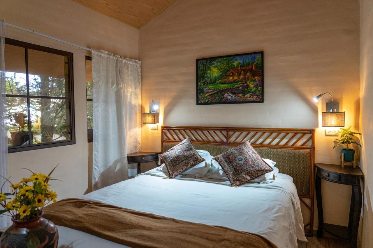 Los Naranjos Town Houses ภายนอก รูปภาพ