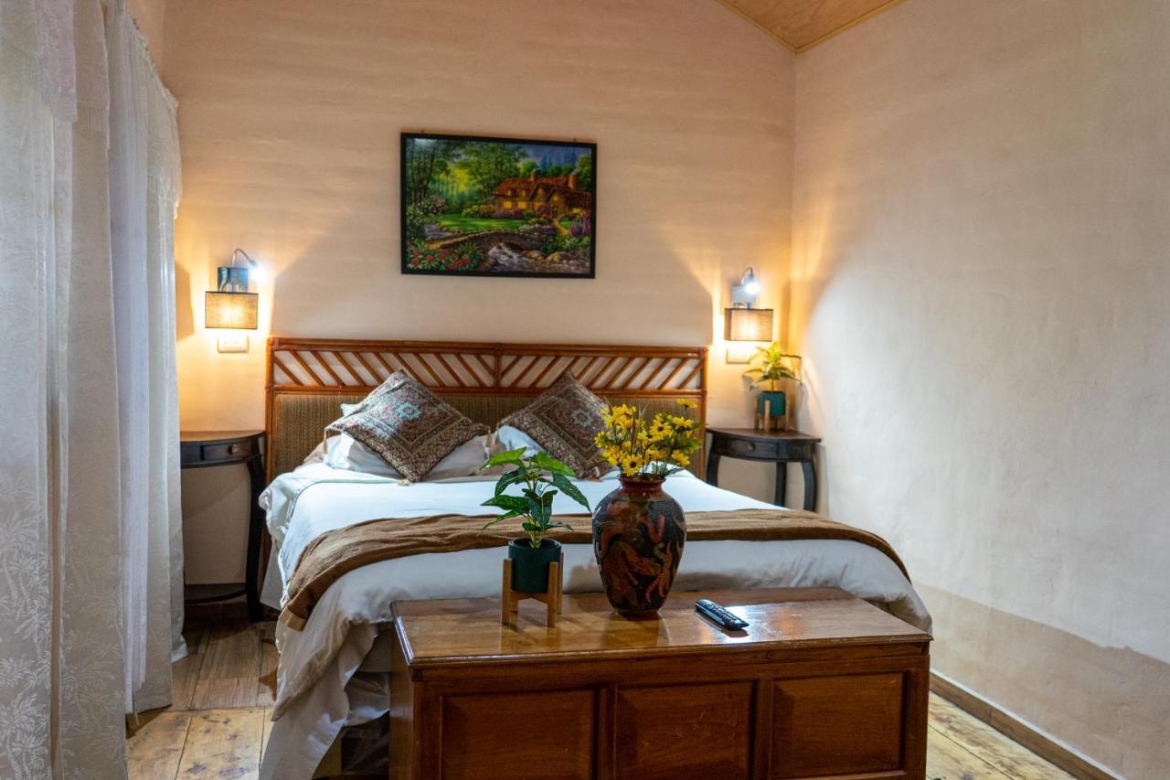 Los Naranjos Town Houses ภายนอก รูปภาพ
